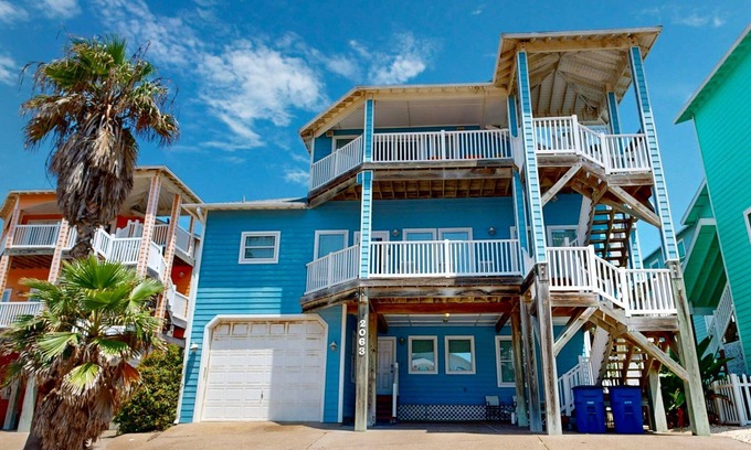 Sand Point House | Shared Pool, Pet Friendly, Walking Boardwalk to the Beach