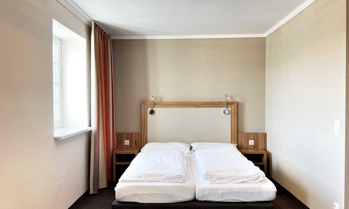 Lauta House | Shared room 209 - IBS meeting center