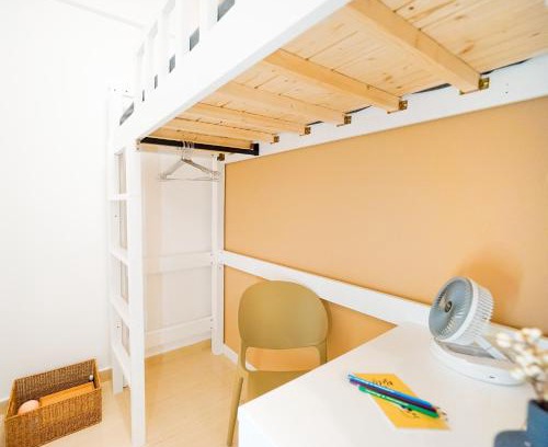 Bowrington House | Shared Room at Lockhart Road 414