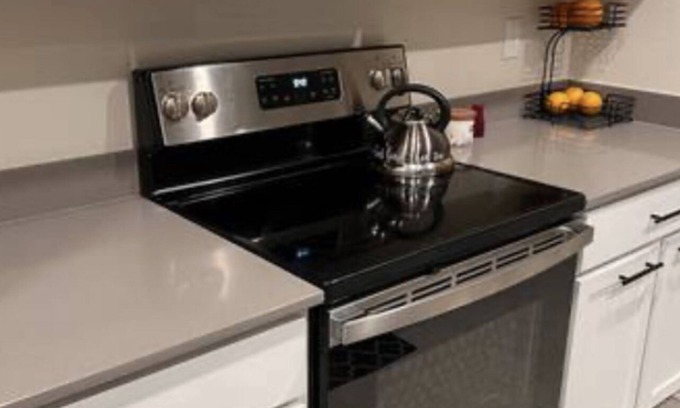 Haines City House | Shared space between Orlando and Tampa.