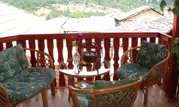 Dolen House | Sharkov Guest House