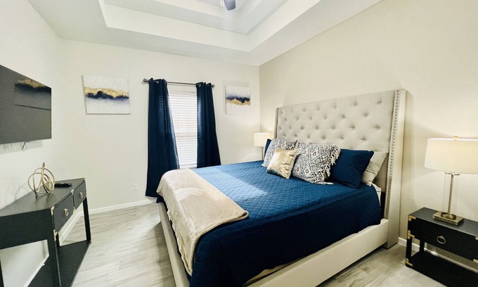 McAllen Apartment | ⭐️Shary luxury 2 BDR Condo ⭐️ Best location