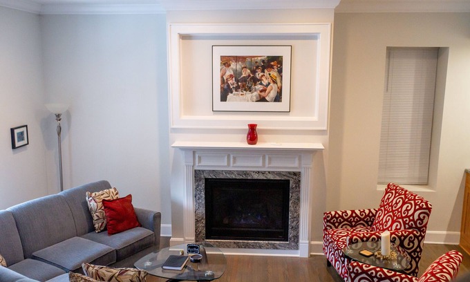 Shaw House | Shaw House - Casual Elegance in STL