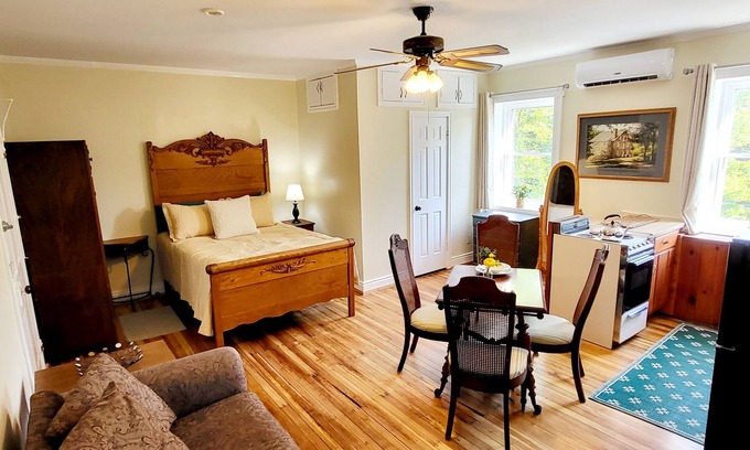 Frederick Other | Shepards Suite in the historic Manor House!