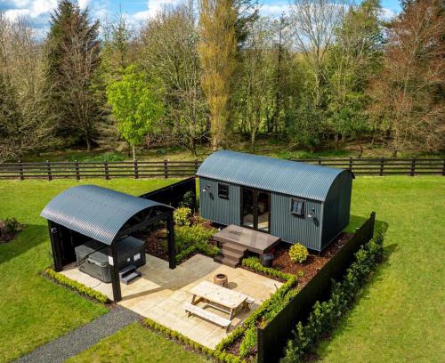 Coleraine Cabin | Shepherds Huts at Ballyness Farm