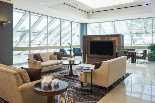 Northville Hotel | Sheraton Detroit Novi