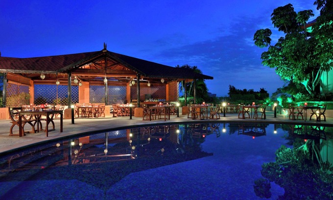 Pune Hotel | Sheraton Grand Pune Bund Garden Hotel