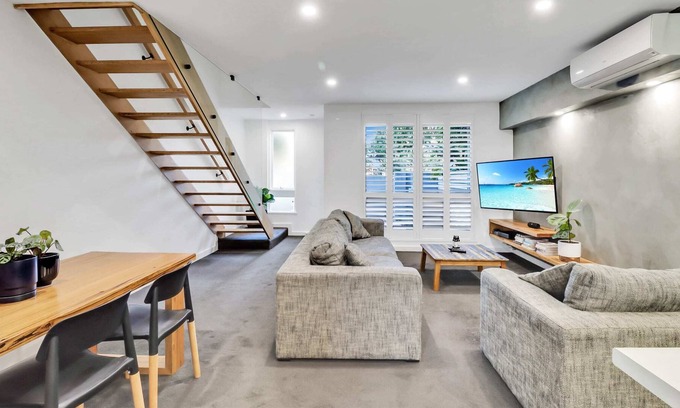 Newtown Apartment | Sherbourne Retreat in Newtown