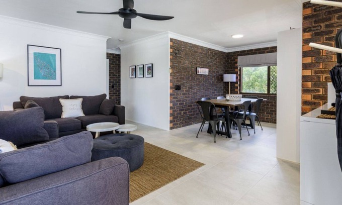 Bongaree Apartment | SHERIDAN BY THE SEASHORE