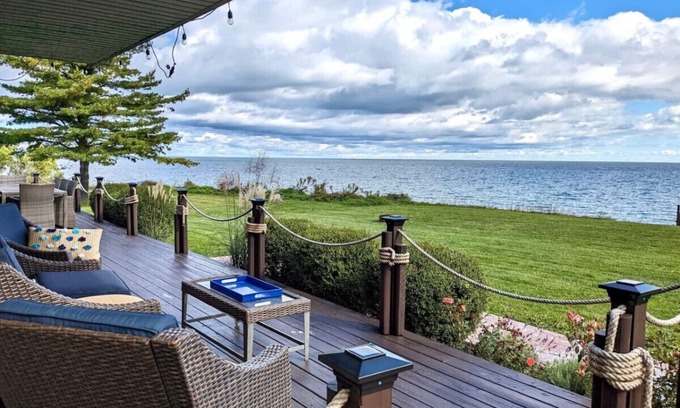 Lexington House | Sheridan Shores Escape - Hot Tub w Amazing Views!