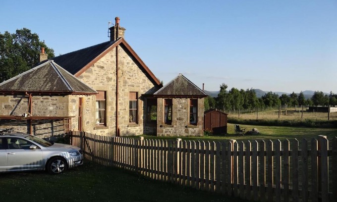 Kingussie House | Shetland Cottage Kincraig