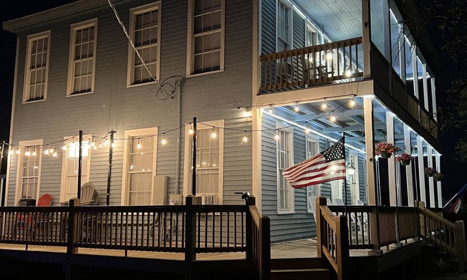 Galveston House | Shiloh by the Sea - 5 bedrooms, 2 and 1 half bathrooms, sleeps 21 guests. All r
