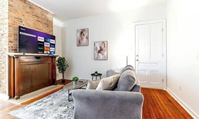 University District Apartment | Shine Retreat - Private parking - Newly Reno - OSU