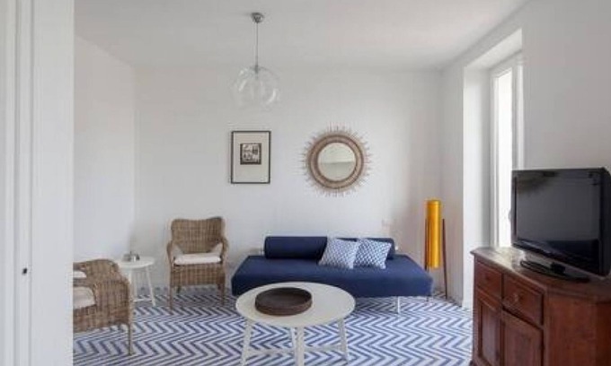 Riomaggiore Apartment | Shiny, Sea View, Free Parking, from Train: elevator up to main road. 3rd Floor.