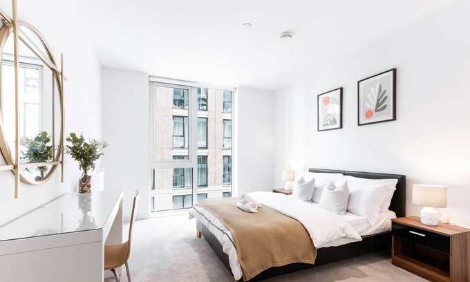 Royal Docks Apartment | Shipwrite - One Bed Apt
