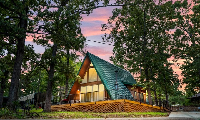 Etoile House | Shirley Creek Lake House at Lake Sam Rayburn