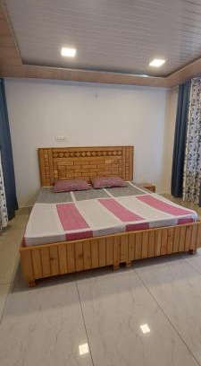 Brahmaur Apartment | Shiv Gaura homestay Bharmour