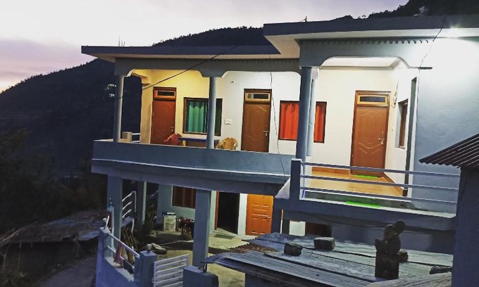 Ukhimath House | Shiva heights trek and stay.
