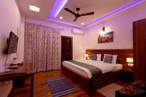 Agra House | SHIVALAYAA - The Divine Abode