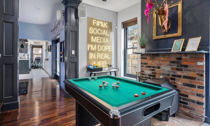 Italian Village House | Short North Clubhouse w/Hot Tub! Free Parking!