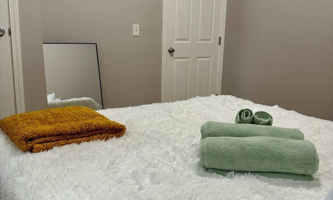 Victorian Village House | Short North Prime Location Free Parking