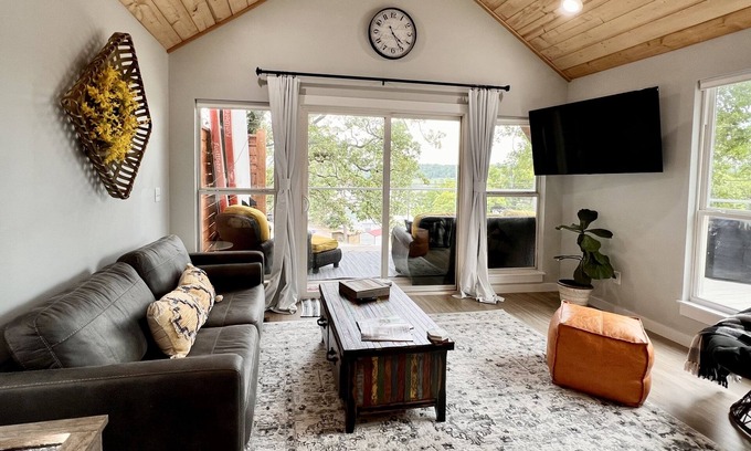 Cookson Cabin | SHORT WALK TO WATER & NESTLED IN THE TREES THIS BEAUTIFUL CABIN HAS LAKE VIEWS