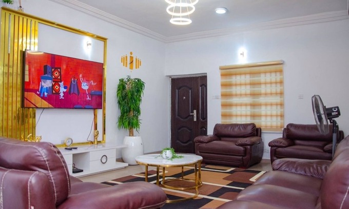 Ibadan Apartment | Shortlet Apartment in okuyole extension off Alao- Akala express .