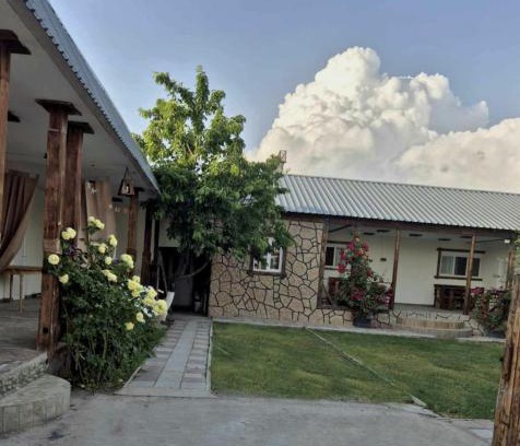 Gegharkunik House | Shorzha Kangar Guesthouse