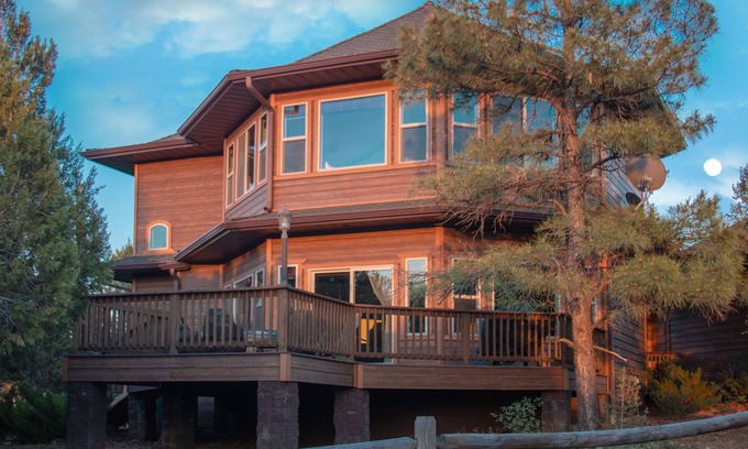 Linden Cabin | Show Low Private Retreat Star Gazing Deck Fire Pit Romantic