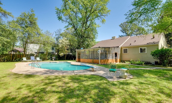 Broadmoor House | Shreveport Home w/ Private Pool & Screened Porch!