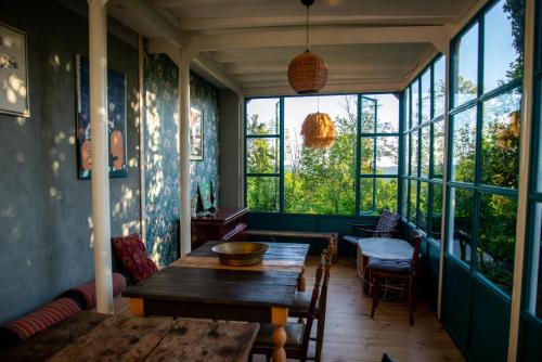 Guria House | Shromantic Garden