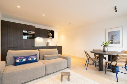 De Kaaien Apartment | SHWAY - The Second Mate's Glance