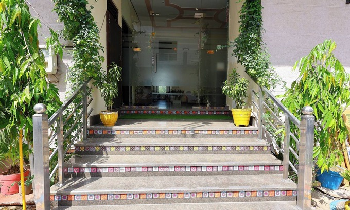 Taj Ganj Hotel | Sia Taj Hotel nearest Taj Mahal Agra