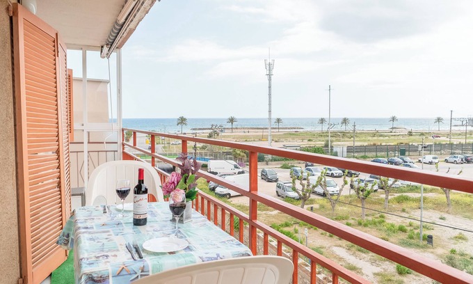 Cunit Apartment | Side sea Cunit full apartment