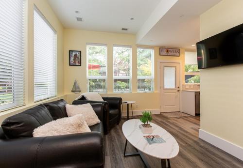 Sidney Apartment | Sidney Solace 1BR Suite Minutes from Waterfront