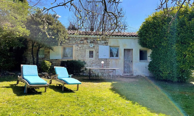 Rustrel House | Siena - B&B in a 5000 M2 estate at the foot of the Colorado mountains