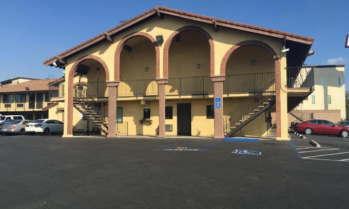 South el Monte Hotel | Sierra Inn