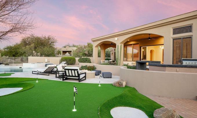 North Scottsdale House | Sierra Luxe: Chic Design,Ultimate Backyard & Pool