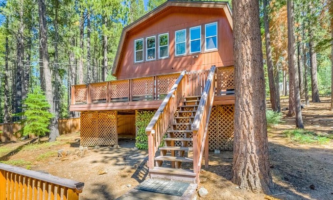 Tahoe Paradise House | Sierra Nevada Serenity