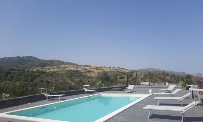 Piedimonte Etneo Apartment | Siesi Appartamento + Camera
