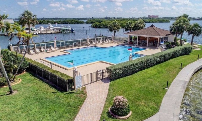 Siesta Key Condo | Siesta Key.Bay to Beach Condo!