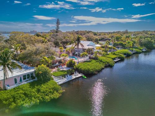Siesta Key House | Siesta Key Bungalows, the 3-Bungalow Complex
