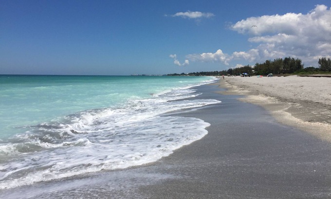 Siesta Key Condo | Siesta Key Island Reef Sarasota Florida condominium bay to beach