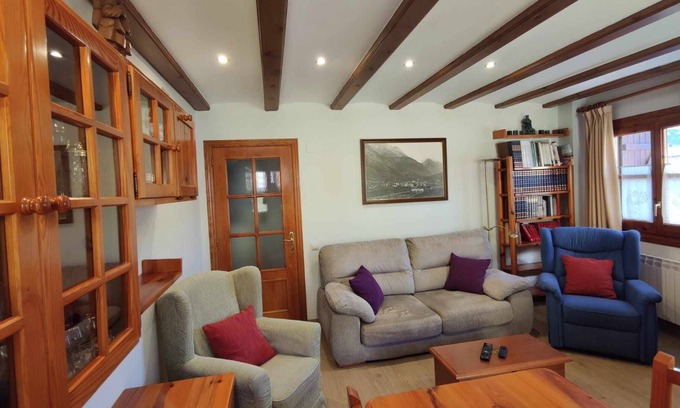 Benasque Apartment | Signant Nio Benasque Centro House