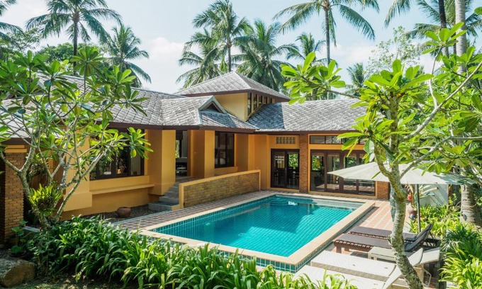 Thong Krut Villa | Silent Palm Samui