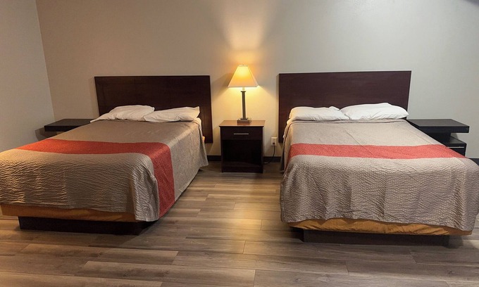 Hartford Hotel | SILVER BELL MOTEL