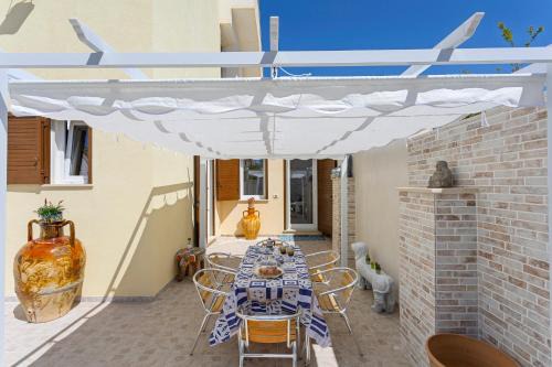 Otranto Apartment | Silver Home - house in the center with garden, Otranto