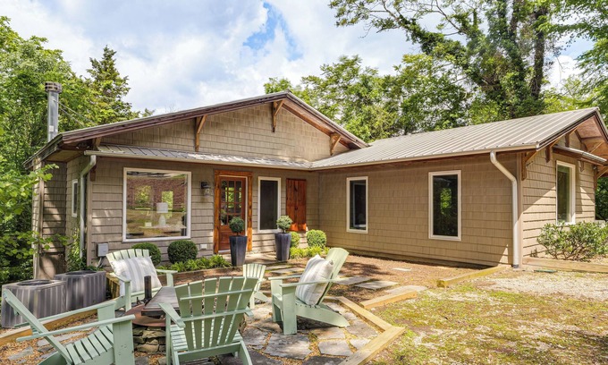 Silver Point House | Silver Point Home ~ 1/2 Mi to Center Hill Lake!