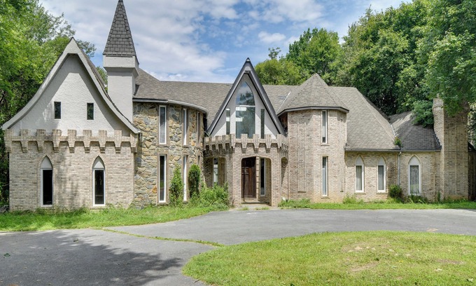Fairland Apartment | Silver Spring Castle Apt ~ 16 Mi to Capital!