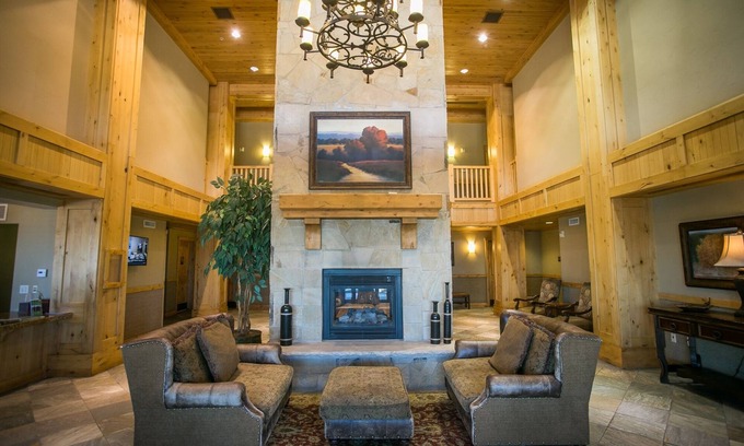 Park City Condo | Silverado Lodge with Fireplaces and Pool Views by RedAwning - Save 20% on 7+ Nights!